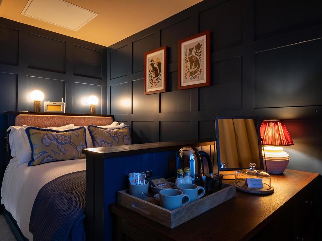 The BIG George and Dragon Marlow - Snug room Snug room, The BIG George and Dragon Marlow