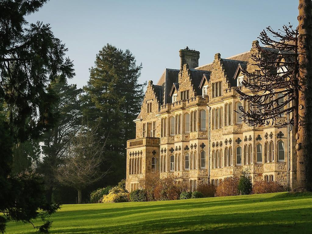 Book your luxury hotel break at Ashdown Park Step 1