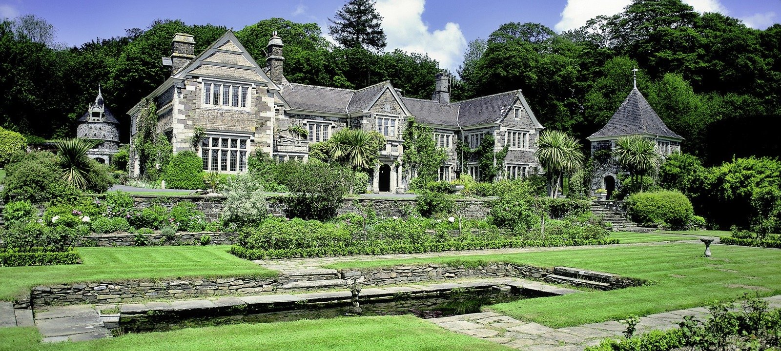 Lewtrenchard Manor
