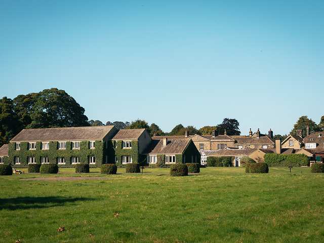 The Devonshire Arms Hotel