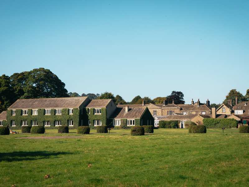 The Devonshire Arms Hotel