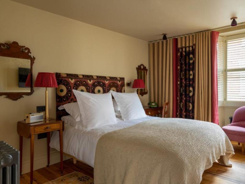 Cosy room, The George in Rye
