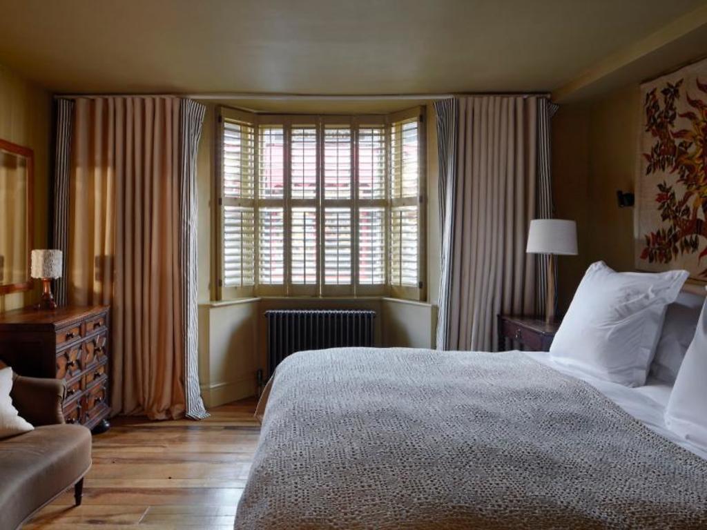 Classic room, The George in Rye