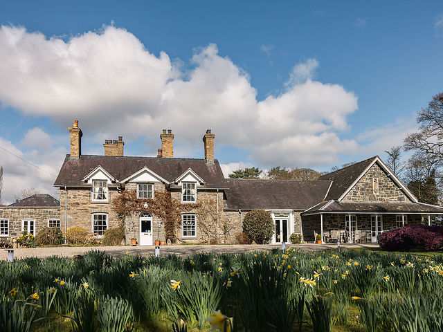 Tyddyn Llan Country Hotel